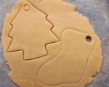 Foto del paso 3 de la receta: Galletitas Navideñas 🎄🎅