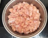 Foto langkah ke 1 dari resep Ayam saus telur asin.