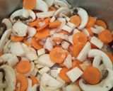 Tejfölös gomba leves recept fázis 1 fotója