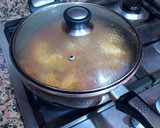 Foto del paso 7 de la receta: Perdiz estofada con zanahorias y alcachofas en salsa de azafrán
