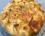 Foto del paso 4 de la receta: Tarta de jamón, queso y verdeo