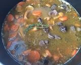 Foto del paso 4 de la receta: Morcillo de ternera guisado en cocotte con setas