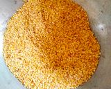 A picture of step 2 of Instant Rajasthani moong dal ka halwa.