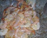 Foto langkah ke 2 dari resep Tumis Udang Buncis Wortel.