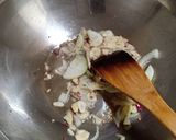 Foto langkah ke 1 dari resep Cah daging pakchoy.
