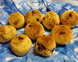 Foto del paso 10 de la receta: Pancitos de maíz con pasas de uva