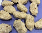 A picture of step 3 of Almond and coconut rounds.