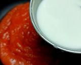 A picture of step 2 of Papaya halwa.