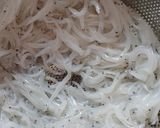 A picture of step 1 of Vietnamese Fish Patties (Chả cá ngần).