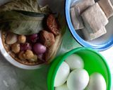 Foto langkah ke 1 dari resep Semur Tahu & Telur.