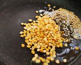 A picture of step 1 of Kadlebele Chana dal chutney.
