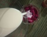 Foto langkah ke 1 dari resep Pinky Overnight Oats (Dragon Fruit & Banana).
