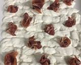 Foto del paso 3 de la receta: Queso con uvas y jamón
