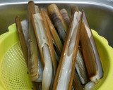 Foto del paso 1 de la receta: Navajas a la plancha