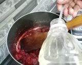 A picture of step 3 of Strawberry compote ❤❤.