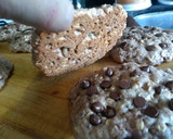Foto del paso 4 de la receta: Galletas de chocolate con avena y chips - sin huevo Opción vegan