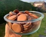 Foto del passaggio 11 della ricetta Vegan Macarons con aquafaba