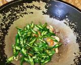 Foto langkah ke 2 dari resep Tumis Cumi Cabe Ijo.