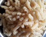 A picture of step 1 of Indian Pasta.