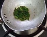 A picture of step 4 of Beetroot coconut chutney.
