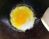 Foto langkah ke 1 dari resep Mie Tek-tek Kuah Pedas (Sederhana).