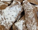 Foto del passaggio 2 della ricetta Chiacchiere al forno cacao e mandorle