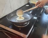 A picture of step 6 of Cinnamon pan cake.