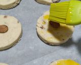 A picture of step 6 of Khalifa naan khatai.