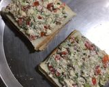 A picture of step 3 of Paneer Sandwich.