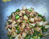 Foto langkah ke 5 dari resep Oseng Cusin (Cumi Asin).