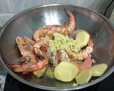 A picture of step 1 of Spicy Butter Prawn.