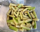 Une image de l'étape 6 de Bœuf à l’asiatique aux concombres et gingembre.