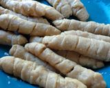 Foto langkah ke 3 dari resep Molen Renyah.