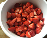 Foto del paso 2 de la receta: 31. Fresas con leche