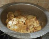 A picture of step 4 of Aloo Bhujia😁😁.