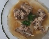 รูปขั้นตอนการทำที่ 2 ของ "แกงจืดหน่อไม้กระดูกหมู" 🐷🥣Bamboo Shoot Soup with Pork Rips