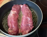 Foto del paso 1 de la receta: Solomillo de cerdo en salsa de anchoas