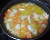 Foto del paso 2 de la receta: Vichyssoise de calabaza, boniato y zanahoria con tostas de pan de ajo