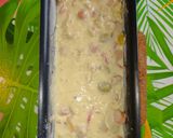 Une image de l'étape 5 de Mon cake aux saucisses, olives, tomates et oignons.