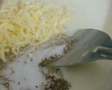 A picture of step 4 of White Rich Creamy Pasta.