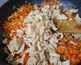 Foto langkah ke 6 dari resep Risol Ayam-Sayur Homemade.