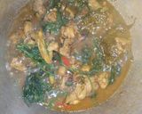 Foto langkah ke 7 dari resep Daun singkong Masak Ayam Tanpa Santan.