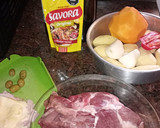 Foto del paso 1 de la receta: Tapa de nalga novillo mechada. Con papas y zapallo