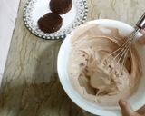 A picture of step 2 of New Year Mini Cake 2023.
