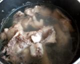 A picture of step 1 of Chicken in peanut sauce.
