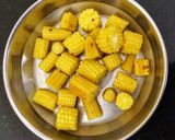 बेबी कॉर्न अँड मशरूम करी (baby corn and mushroom curry recipe in marathi) रेसिपी स्टेप 1 फोटो 
