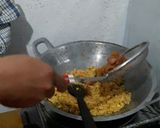 Foto langkah ke 5 dari resep Nasi Goreng Nuget Sosis.