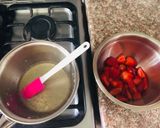 Foto del paso 6 de la receta: Queque de yogurt con crema y fresas