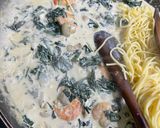 Foto del paso 5 de la receta: Espaguetis a la Florentina con champiñones y Langostinos