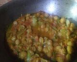 A picture of step 4 of Mix veg Chole.